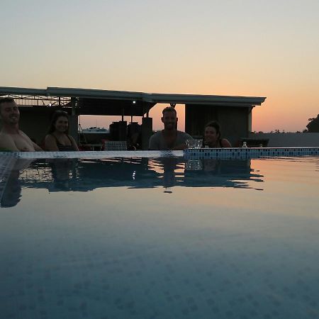 W Hostel Boracay Boracay Island ภายนอก รูปภาพ