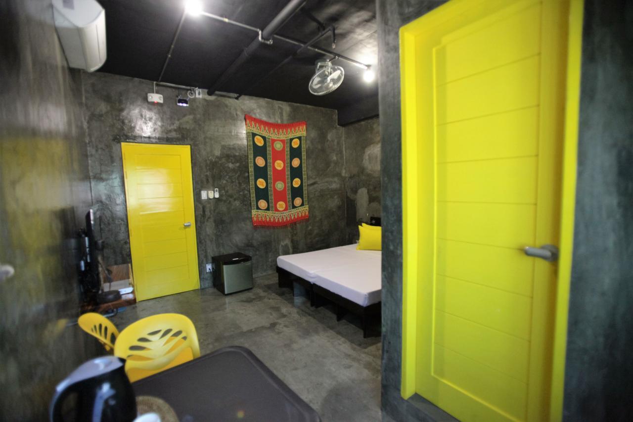 W Hostel Boracay Boracay Island ภายนอก รูปภาพ