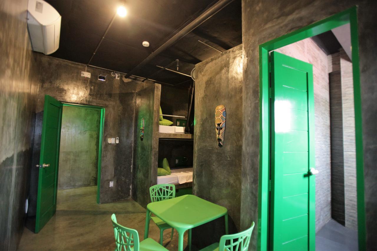 W Hostel Boracay Boracay Island ภายนอก รูปภาพ